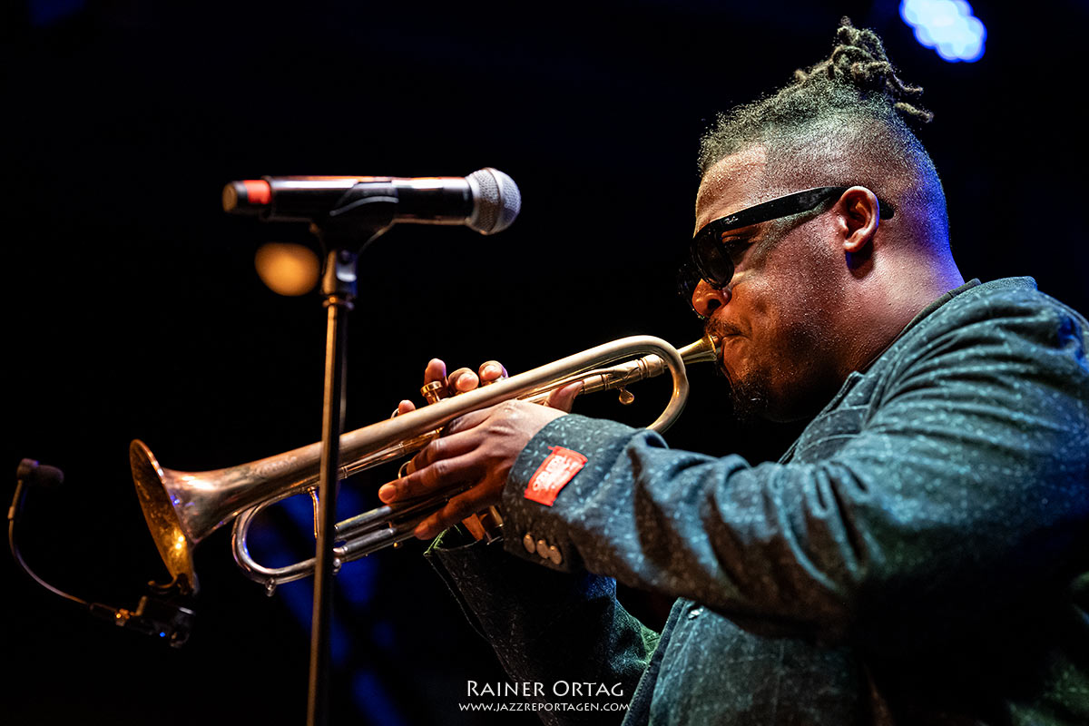 Keyon Harrold Quintet im Jazzclub Bix - jazzopen Stuttgart 2025