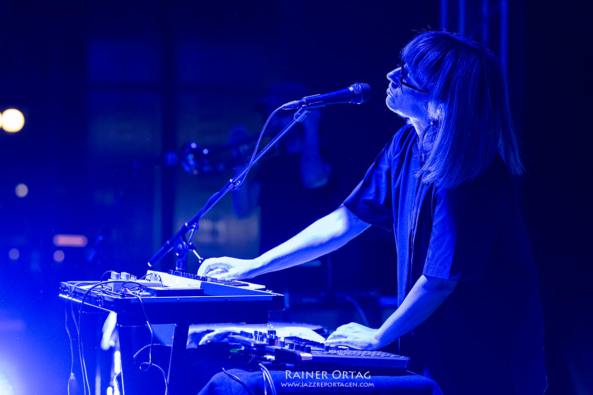 Maria Chiara Argirò im StadtPalais bei den jazzopen Stuttgart 2025