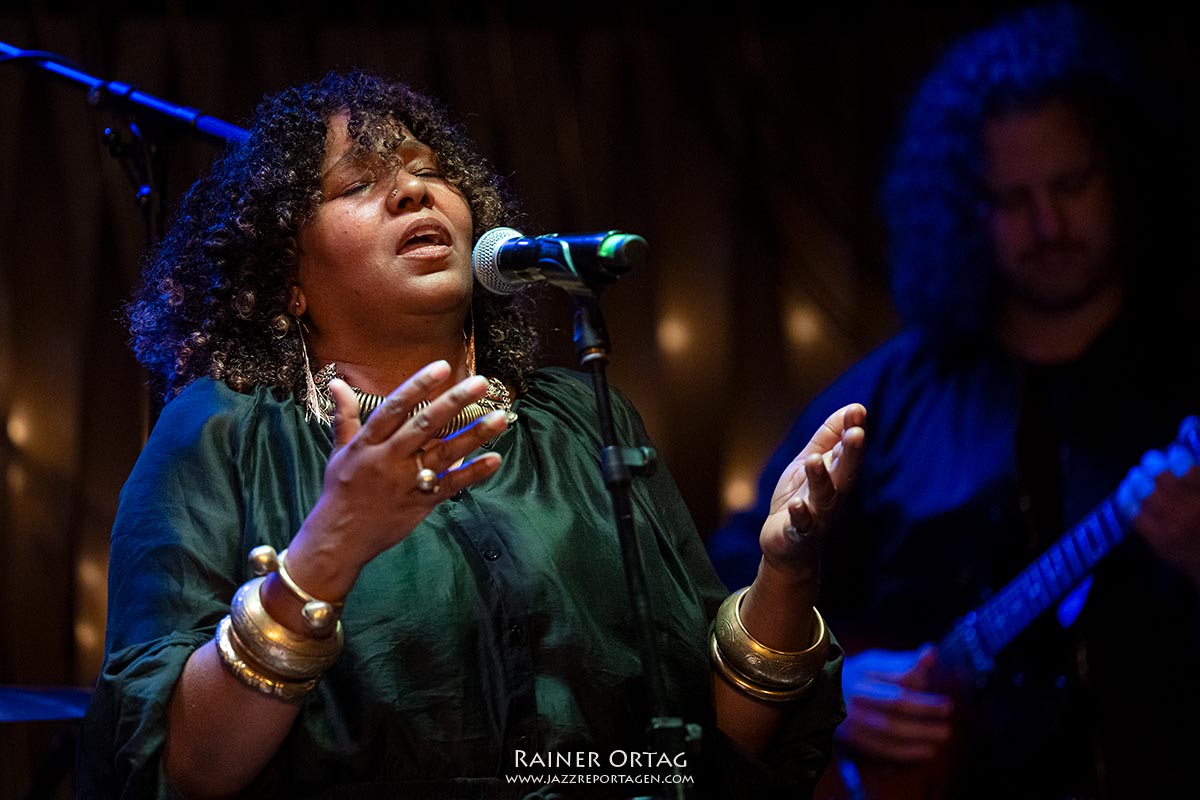 Mourning [A] BLKstar im Jazzclub Bix bei den jazzopen Stuttgart 2025