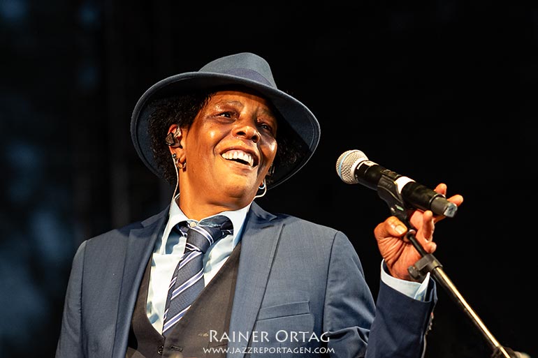 Marla Glen bei den Afrika Tagen Wien 2025