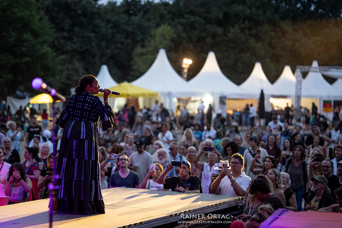 Aminata & the Astronauts: Aminata & the Astronauts bei den Afrika Tagen Wien 2025