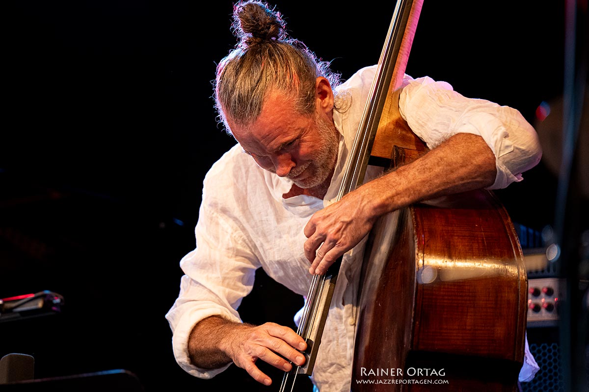 Michael Wollny Trio auf der Sudhaus Open Air Waldbühne 2025