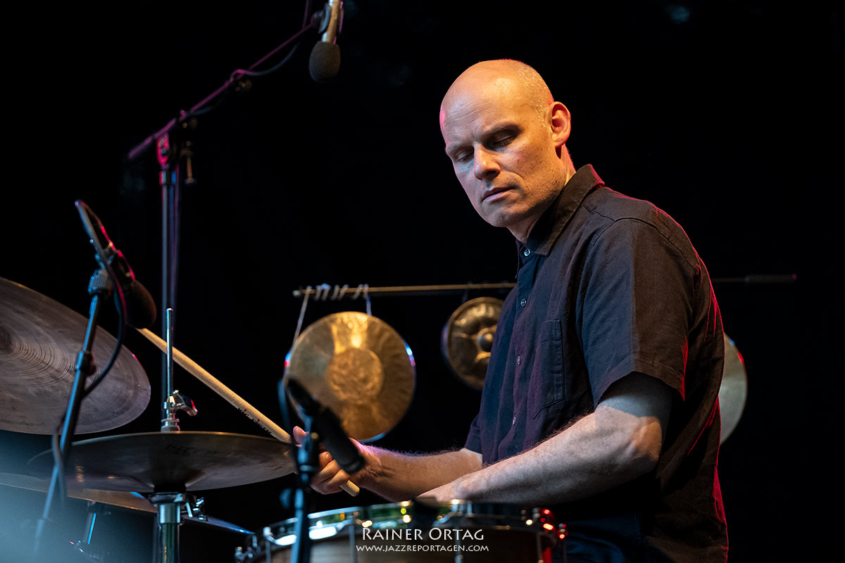 Michael Wollny Trio auf der Sudhaus Open Air Waldbühne 2025
