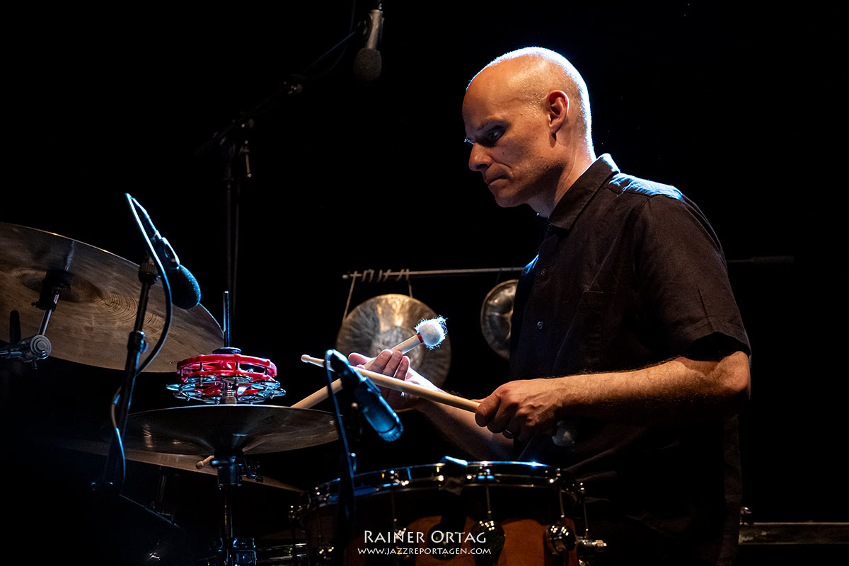 Michael Wollny Trio auf der Sudhaus Open Air Waldbühne 2025
