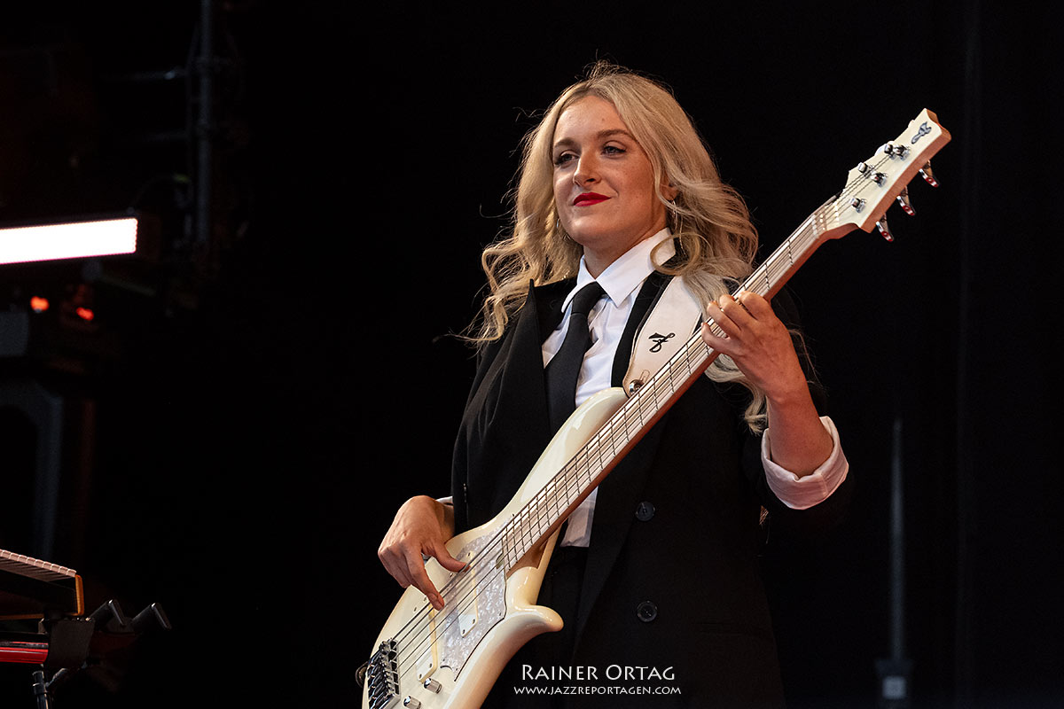 RAYE am Schlossplatz - jazzopen Stuttgart 2025