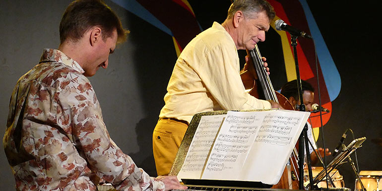 Branko Arnsek bei der JazzTimeBB in der Alten TÜV-Halle Böblingen