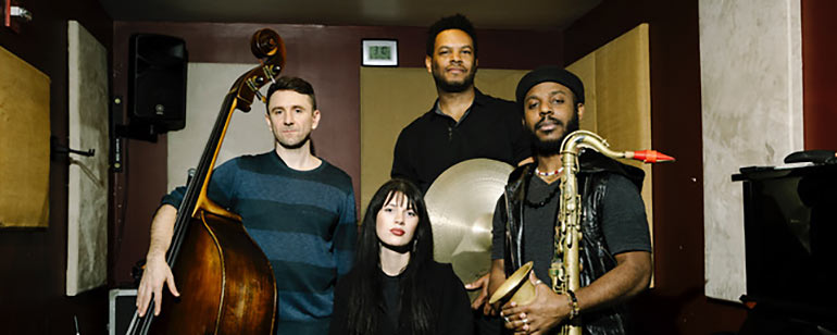 Jakob Dreyer; Sasha Berliner; Kenn Salters, Tivon Pennicott - Foto: Anna Yatskevich