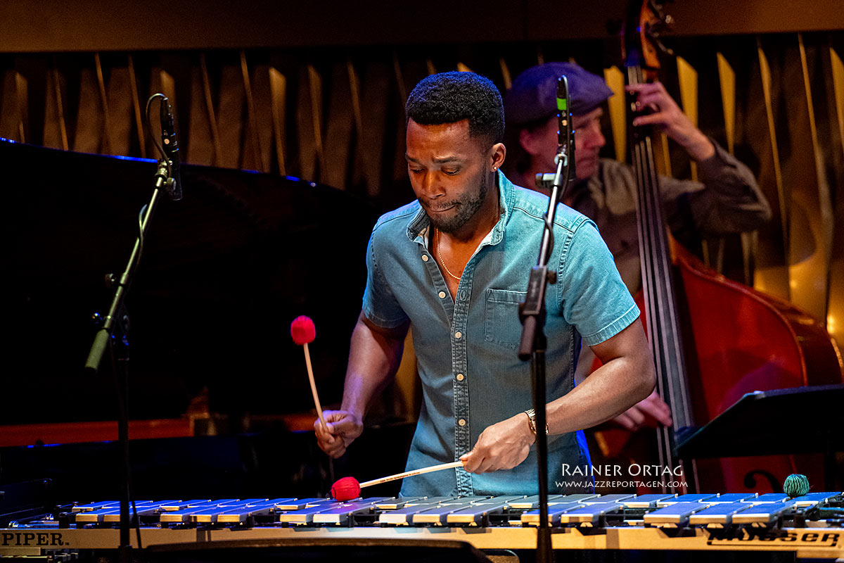 Johnathan Blake & Pentad: Johnathan Blake & Pentad im Jazzclub Bix 2025