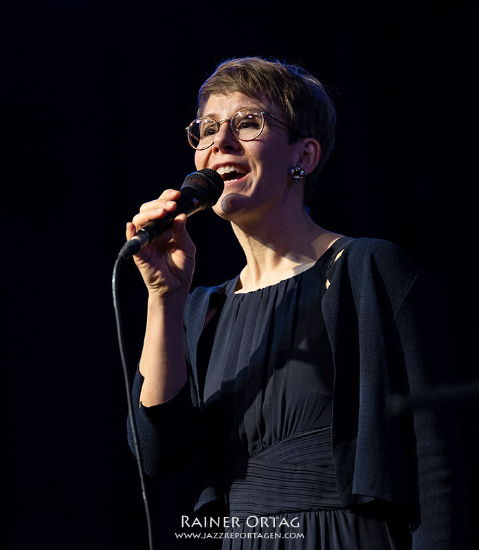 Verena Nübel mit der Tobias Becker Bigband in Böblingen 2025