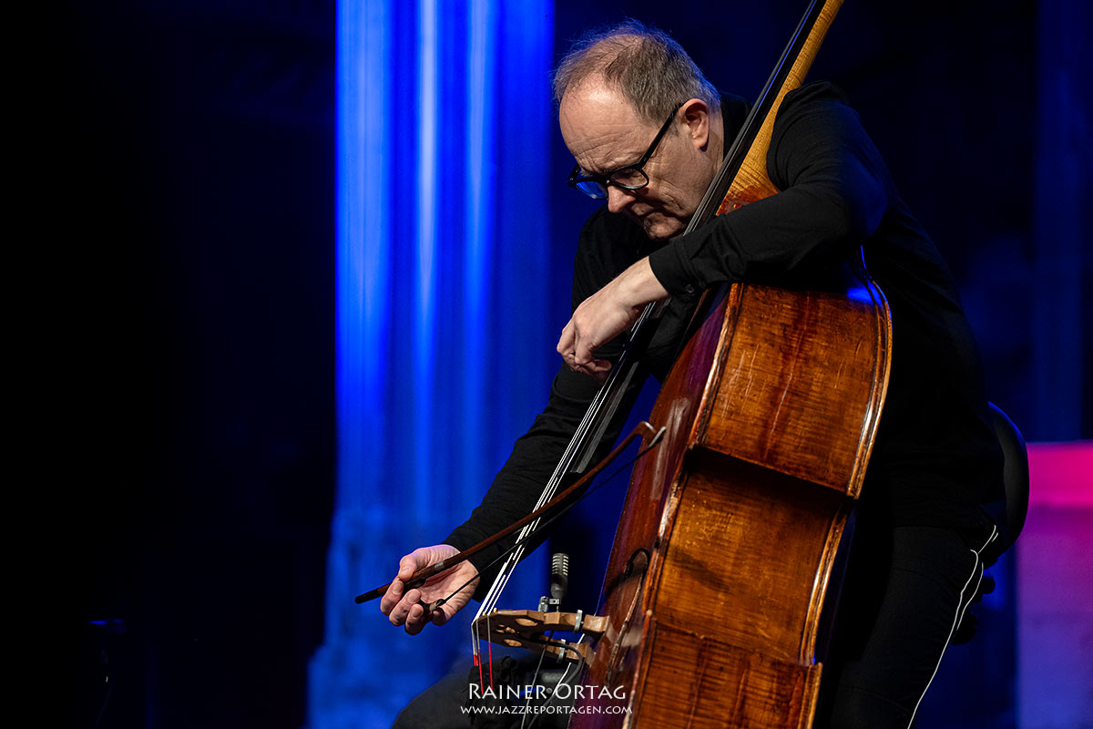 Till Brönner – Dieter Ilg Duo: Till Brönner - Dieter Ilg Duo beim Jazzfestival Esslingen 2025