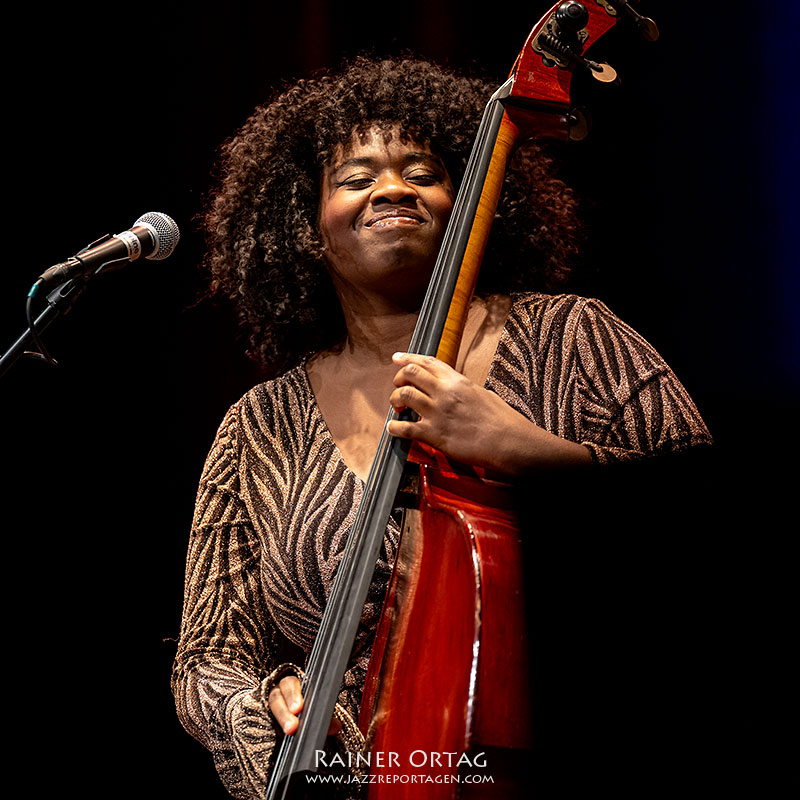 Kandace Springs: Kandace Springs beim Jazzfestival Esslingen auf der Württembergischen Landesbühne Esslingen 2025