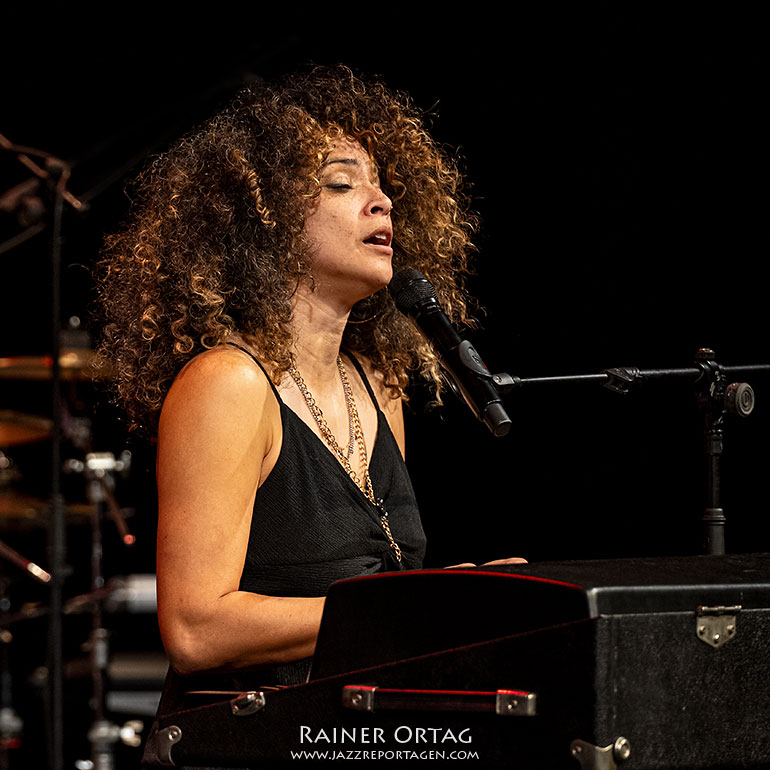 Kandace Springs beim Jazzfestival Esslingen 2025