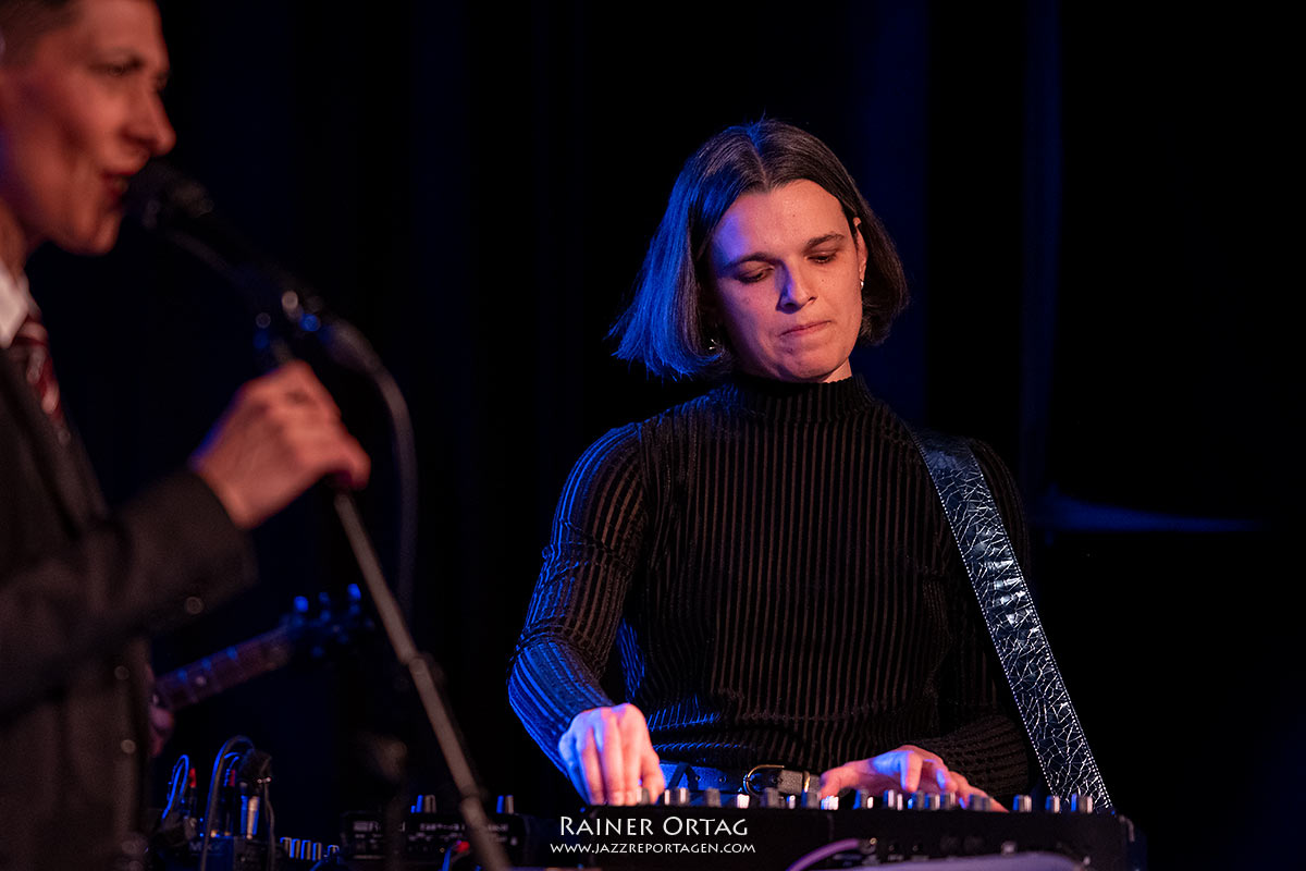 Jelena Kuljić: Jelena Kuljić beim NUEJAZZ in Nürnberg 2025