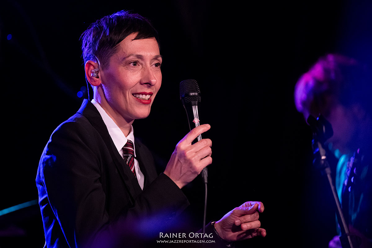 Jelena Kuljić: Jelena Kuljić beim NUEJAZZ in Nürnberg 2025