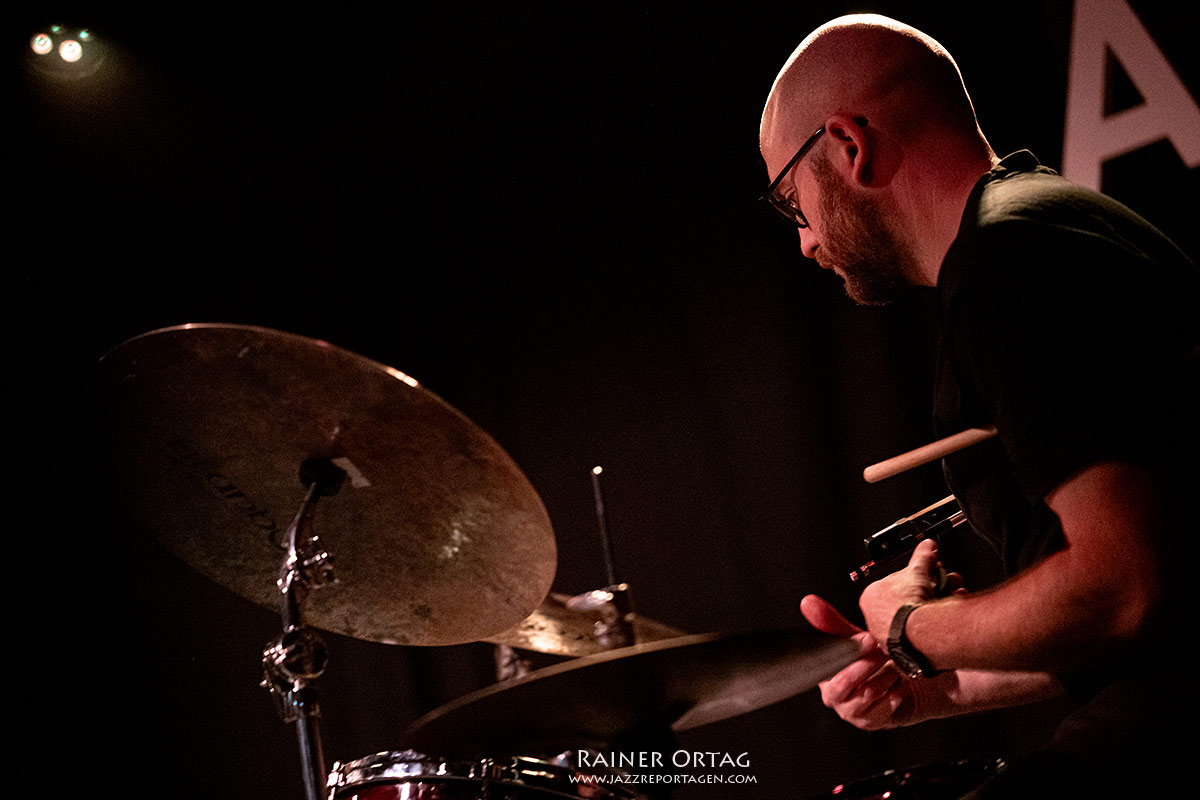 Nebbia/Downes/Lisle: Nebbia/Downes/Lisle beim NUEJAZZ in Nürnberg 2025