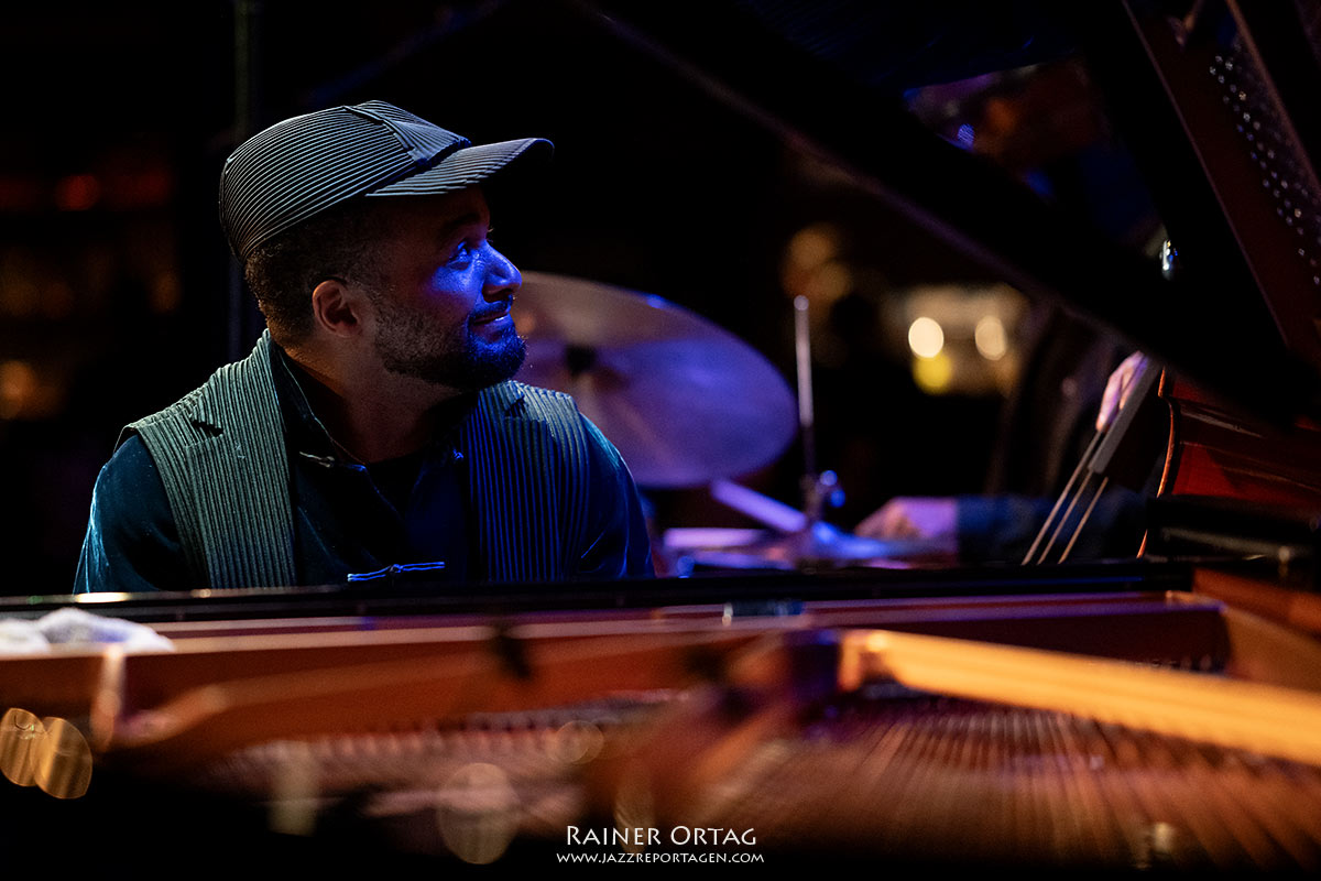 Sullivan Fortner Trio im Jazzclub Bix Stuttgart 2025