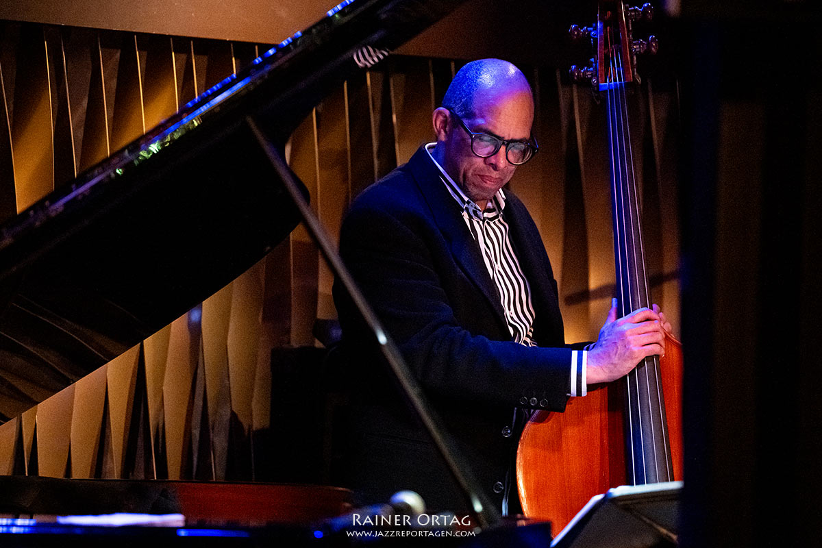 Cyros Chestnut Trio: Cyros Chestnut Trio im Jazzclub Bix Stuttgart 2026