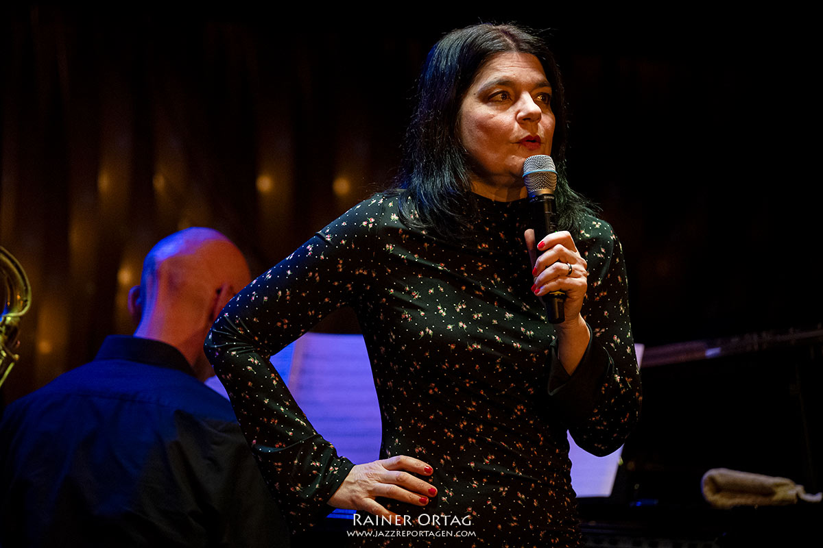 Jasmin Tabatabai im Jazzclub Bix Stuttgart 2025