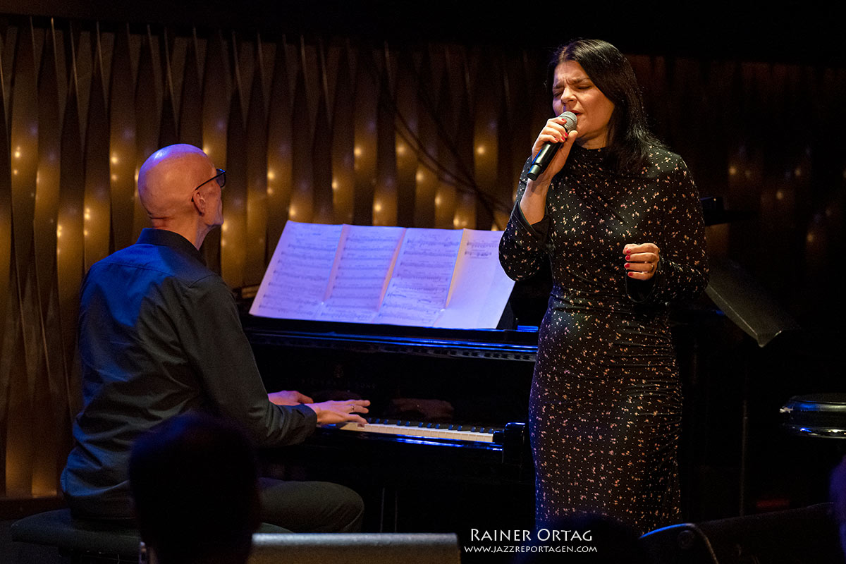 Jasmin Tabatabai im Jazzclub Bix Stuttgart 2025