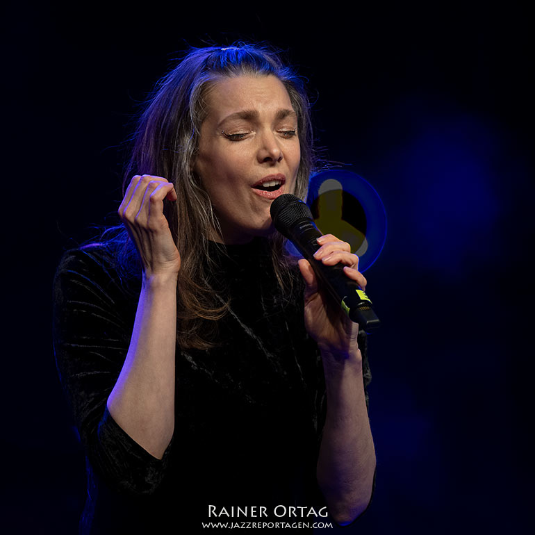 Lia Pale beim Rondo à la Rondell im Porgy & Bess Wien 2025