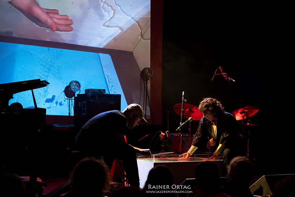 Alaa Alkurdi mit Golnar Shahyar &amp; Lukas K&ouml;nig beim Rondo &agrave; la Rondell im Porgy &amp; Bess Wien 2025