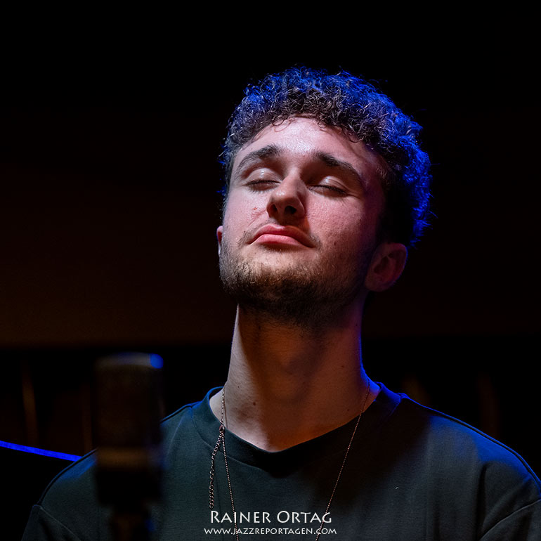 Jakob Bänsch mit dem Gee Hye Lee Trio im Jazzclub Bix Stuttgart 2026