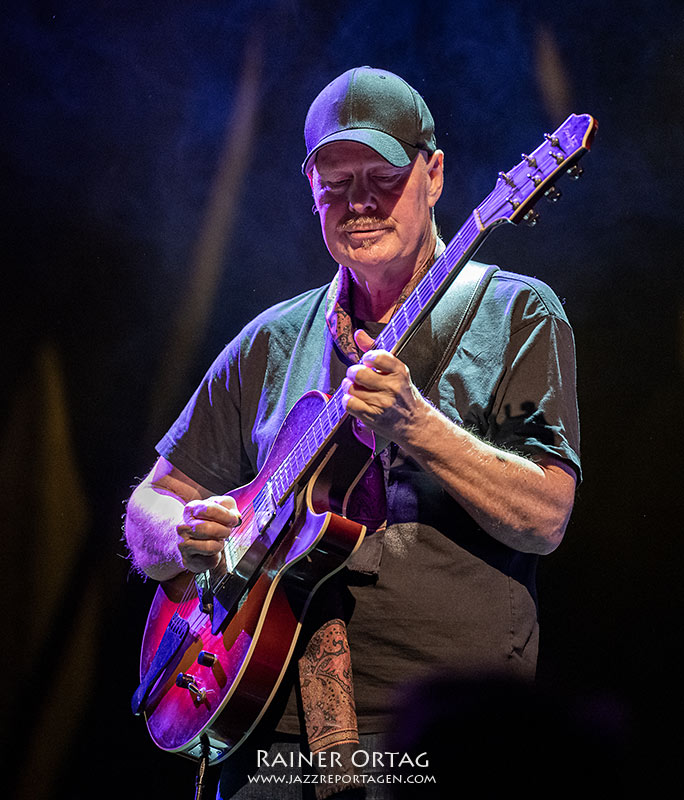 Ulf Wakenius bei den Theaterhaus Jazztagen Stuttgart 2026