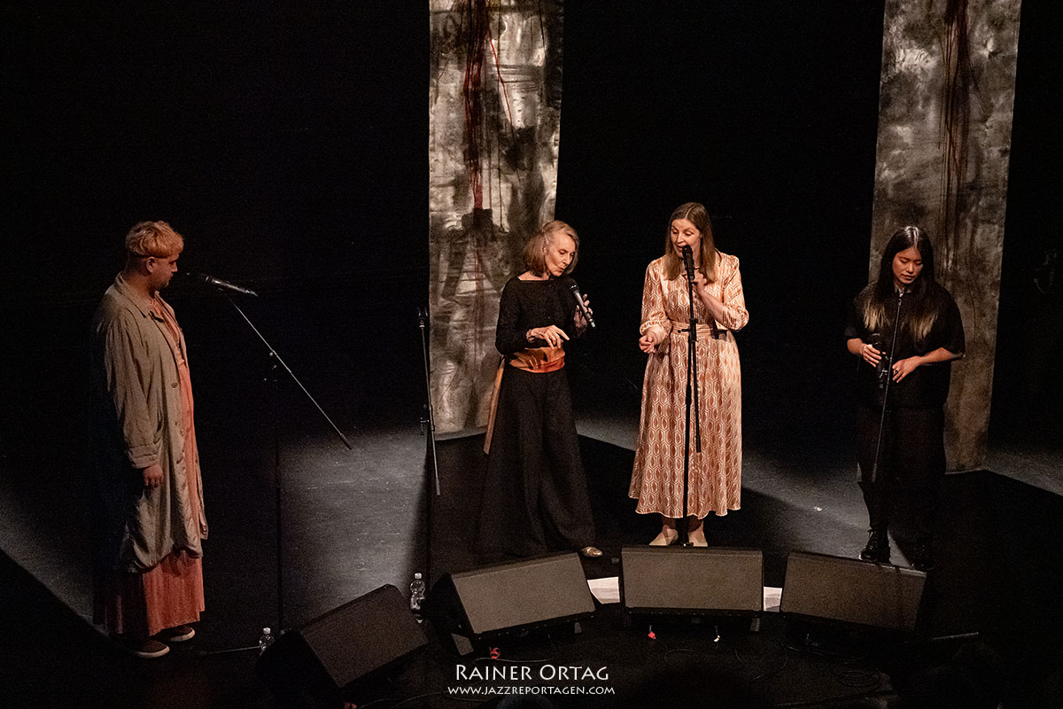 Lauren Newton Vocal Ensemble SenSing im Theaterhaus Stuttgart 2026