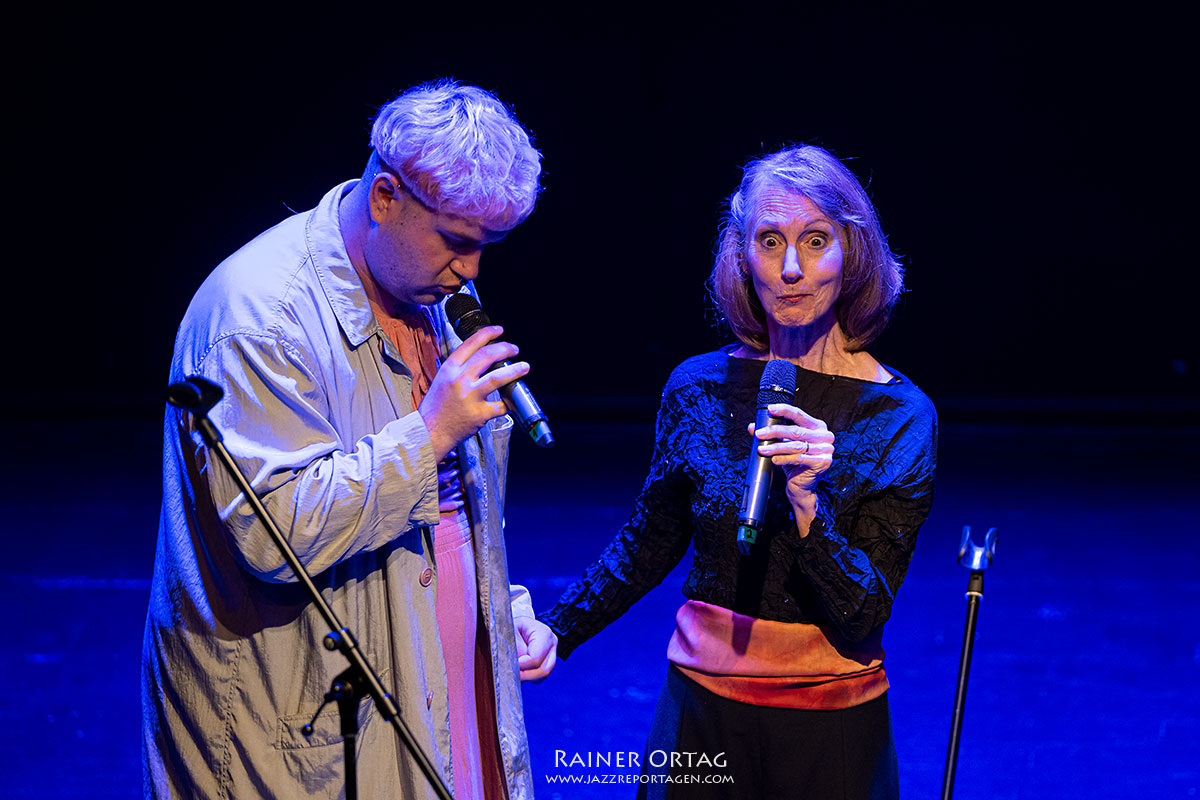 Lauren Newton Vocal Ensemble SenSing im Theaterhaus Stuttgart 2026