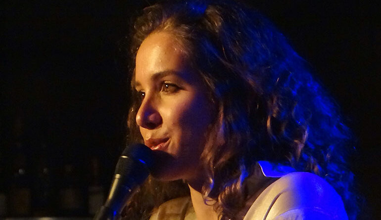 Alma Naidu singt im Jazzclub Bix Stuttgart 2026