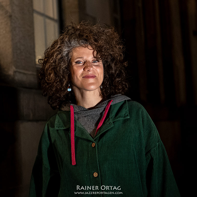 Cyrille Aimée backstage beim Jazzclub Bix Stuttgart 2026