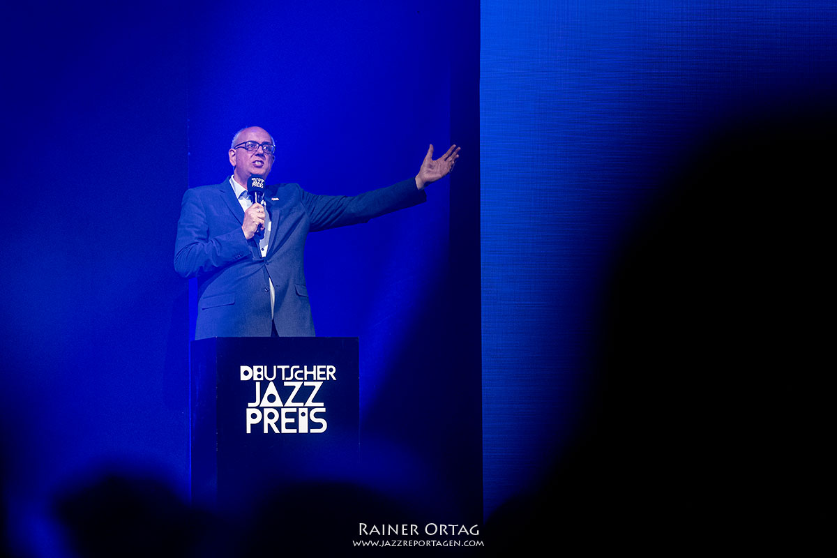 Bremens B&uuml;rgermeister Dr. Andreas Bovenschulte hielt bei der Verleihung des Deutschen Jazzpreises am 25. April 2026 im Congress Centrum Bremen ein Gru&szlig;wort und eine flammende Rede