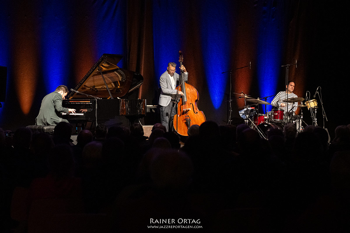Harold López-Nussa Trio: Harold López-Nussa Trio auf der Bühne des swt-Kulturwerk Tübingen 2026