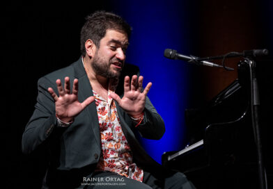 Harold López-Nussa erklärt uns seine Musik im swt-Kulturwerk Tübingen 2026