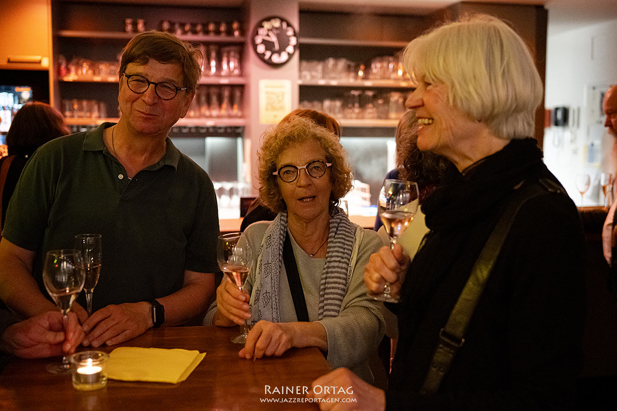 Luz Weber, Barbara Antonin und Claudia Leutner in der Dieselstrasse