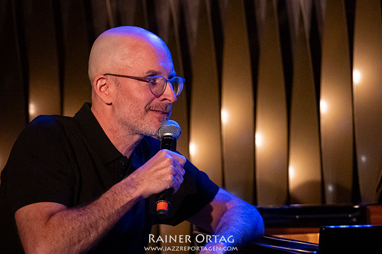 Benjamin Lackner mit seinem Quartet bei der Ansage im Jazzclub Bix Stuttgart 2026