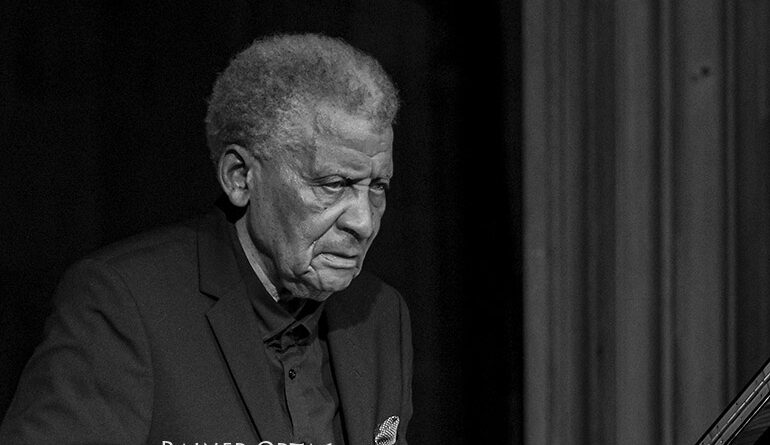 Abdullah Ibrahim bei seinem Solokonzert beim Jazzfestival Esslingen 2022