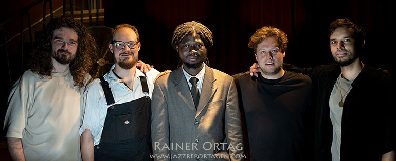 Peter Somuah Group nach dem Konzert im Jazzclub Bix Stuttgart 2026