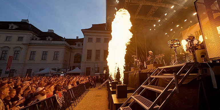 The Boss Hoss mit Feuershow bei den KSK Music Open Ludwigsburg 2026