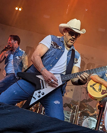 The Boss Hoss knieen bei den KSK Music Open Ludwigsburg 2026