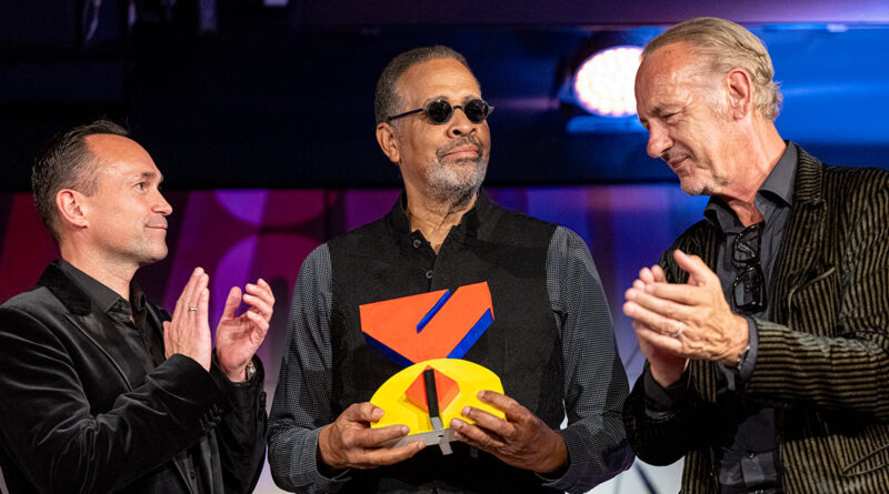 Preisverleihung der German Jazz Trophy an Stanley Clarke bei den jazz open stuttgart 2026