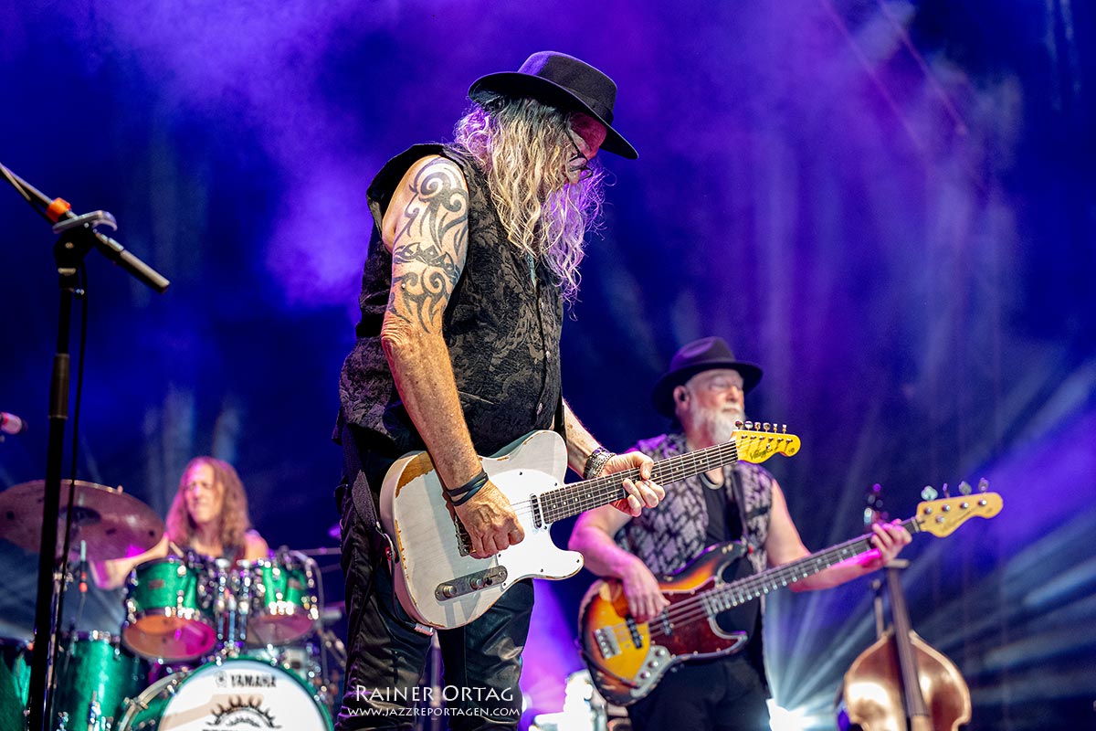 Beth Hart beim Winterbach Zeltspektakel 2026 Beth Hart Band beim Winterbach Zeltspektakel 2026