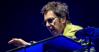 Jean-Michel Jarre performt bei den jazz open Modena auf der Piazza Roma 2026