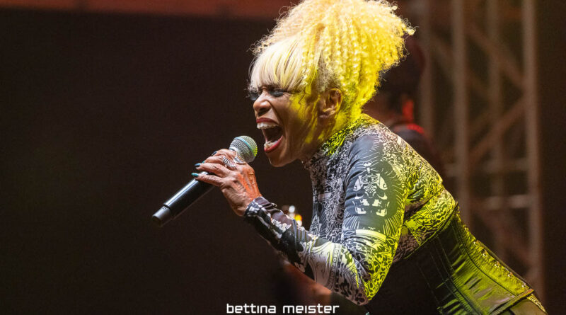 Mothers Finest Joyce beim Winterbacher Zeltspektakel 2026