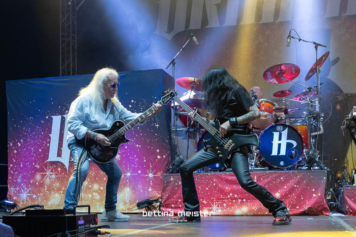 Uriah Heep beim Winterbacher Zeltspektakel 2026 Uriah Heep mit Gitarrenduell beim Winterbach Zeltspektakel 2026