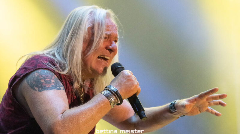 Uriah Heep Sänger Bernie Shaw beim Winterbach Zeltspektakel 2026