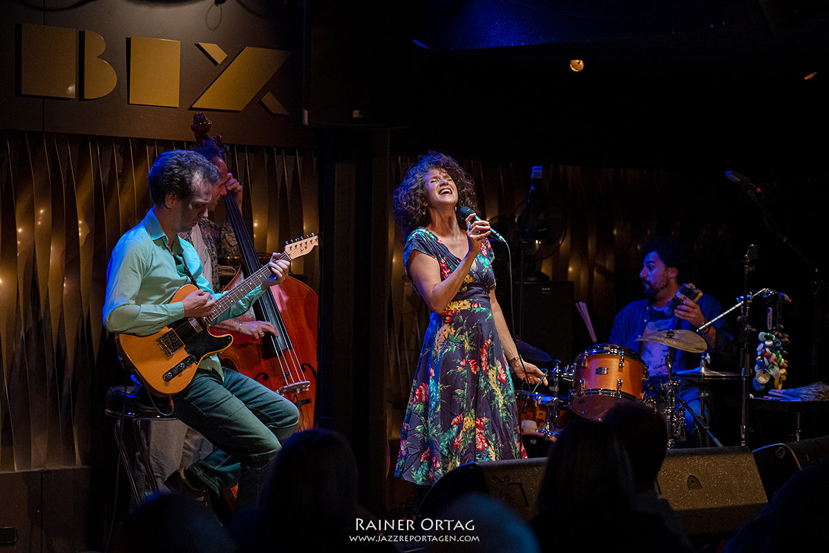 Cyrille Aimée im Jazzclub Bix Stuttgart 2026 Cyrille Aimée und Band im Jazzclub Bix Stuttgart 2026