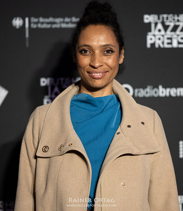 Sängerin Tokunbo Akinro in Bremen beim Deutschen Jazzpreis 2026