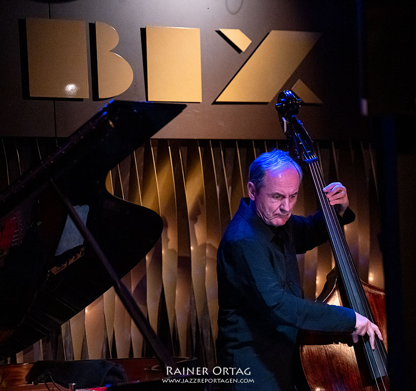 Peter Erskine Trio im Jazzclub Bix Stuttgart 2026 Darek Oles mit dem Peter Erskine Trio im Jazzclub Bix Stuttgart 2026