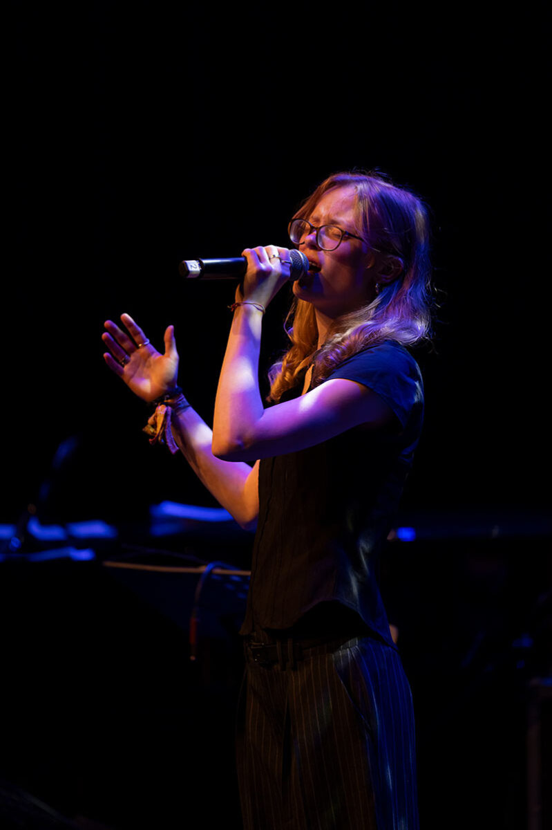 40 Jahre Jazzverband BW e.V., Jubiläumskonzert, Theaterhaus Stuttgart. JUGENDJAZZORCHESTER BW FEAT. CZICHOWSKY, HÜBNER, NEUHAUS, Dirigent Klaus Graf 40 Jahre Jazzverband BW e.V., Jubiläumskonzert, Theaterhaus Stuttgart. JUGENDJAZZORCHESTER BW FEAT. CZICHOWSKY, HÜBNER, NEUHAUS, Dirigent Klaus Graf